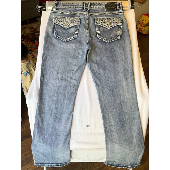 Sexy Couture Women Jeans size 17 Blue Mid Rise Straight Leg Slightly Flared - Picture 9 of 13